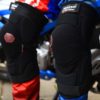 giáp đầu gối đi moto scoyco k16